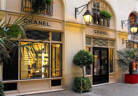 chanel parigi rive gauche|Chanel paris 75008.